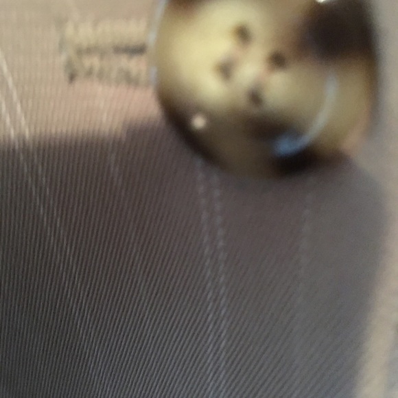 Classic Vintage Woman’s Halston suit - Picture 5 of 5